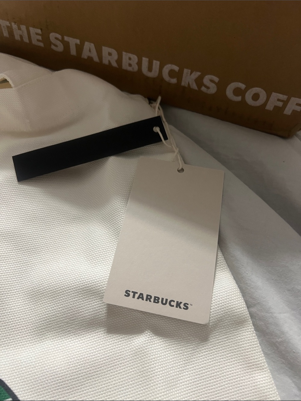 Starbucks BEARISTA TOTE Cream Tote with Green Brown Bearista Graphic - Picture 3 of 6